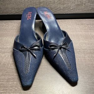 Vintage BCBG kitten heels
